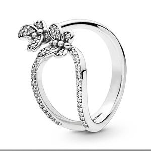 Pandora bedazzling Butterflies Ring